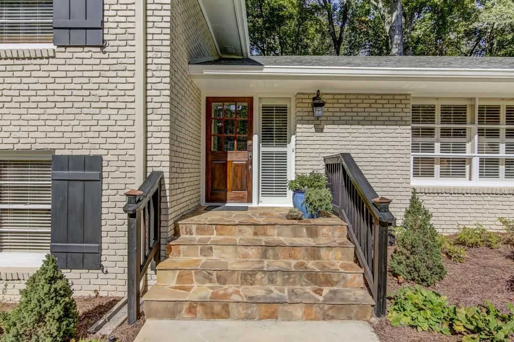 440 Forest Hills Drive, Sandy Springs, Georgia 30342, 4 Bedrooms Bedrooms, ,2 BathroomsBathrooms,Residential,Sold,440 Forest Hills Drive,5924825