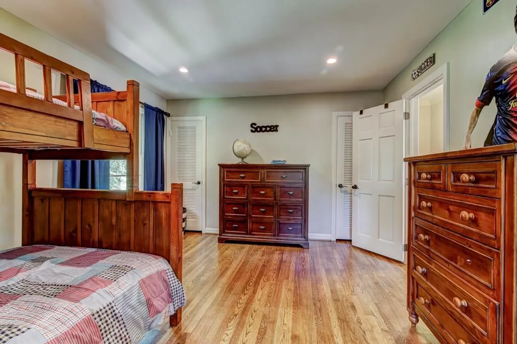 440 Forest Hills Drive, Sandy Springs, Georgia 30342, 4 Bedrooms Bedrooms, ,2 BathroomsBathrooms,Residential,Sold,440 Forest Hills Drive,5924825