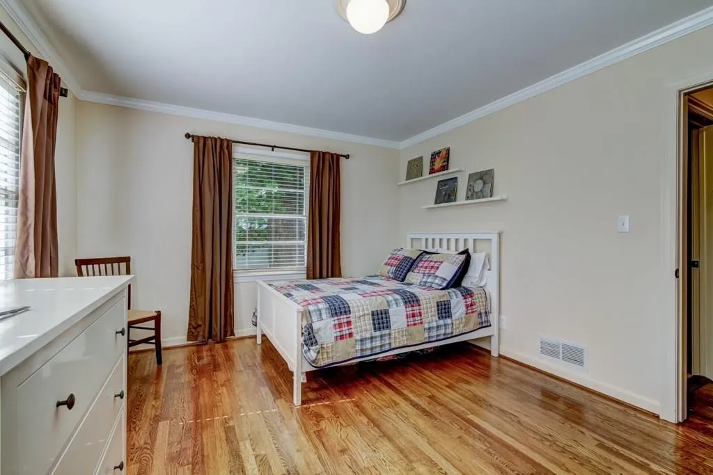 440 Forest Hills Drive, Sandy Springs, Georgia 30342, 4 Bedrooms Bedrooms, ,2 BathroomsBathrooms,Residential,Sold,440 Forest Hills Drive,5924825