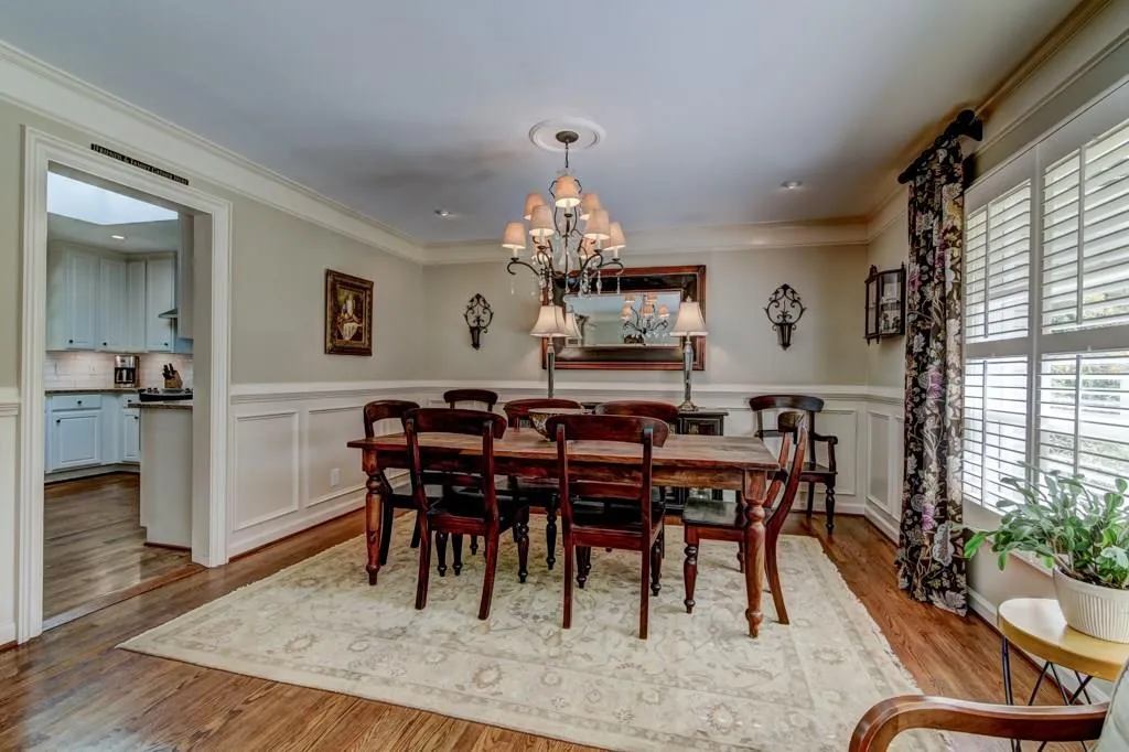 440 Forest Hills Drive, Sandy Springs, Georgia 30342, 4 Bedrooms Bedrooms, ,2 BathroomsBathrooms,Residential,Sold,440 Forest Hills Drive,5924825