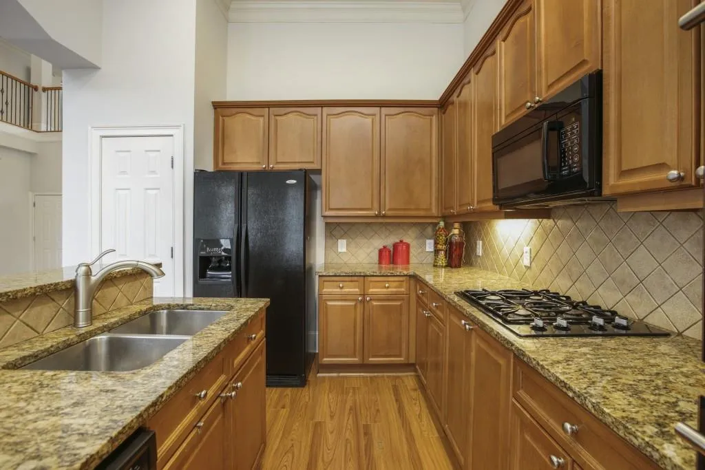 365 Wembley Circle, Sandy Springs, Georgia 30328, 4 Bedrooms Bedrooms, ,3 BathroomsBathrooms,Residential,Sold,365 Wembley Circle,6536011