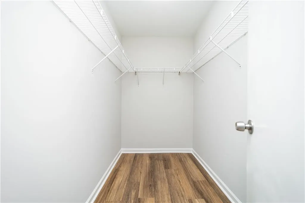 6851 Roswell Road Unit Q15, Sandy Springs, Georgia 30328, 3 Bedrooms Bedrooms, ,2 BathroomsBathrooms,Residential,Sold,6851 Roswell Road Unit Q15,6883515