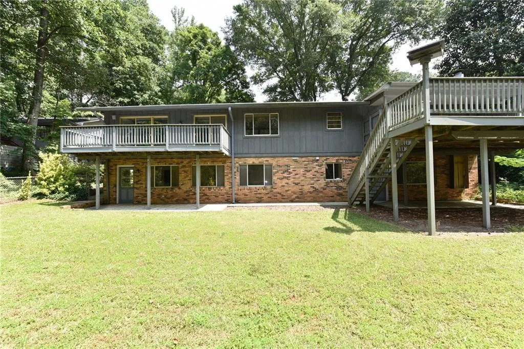 1130 Churchill Downs Road Ne, Sandy Springs, Georgia 30319, 4 Bedrooms Bedrooms, ,3 BathroomsBathrooms,Residential,Sold,1130 Churchill Downs Road Ne,6043831