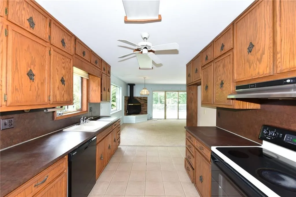 1130 Churchill Downs Road Ne, Sandy Springs, Georgia 30319, 4 Bedrooms Bedrooms, ,3 BathroomsBathrooms,Residential,Sold,1130 Churchill Downs Road Ne,6043831