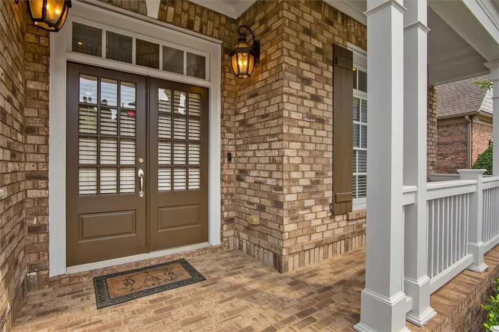 6239 Mount Vernon Oaks Drive, Atlanta, Georgia 30328, 5 Bedrooms Bedrooms, ,5 BathroomsBathrooms,Residential,Sold,6239 Mount Vernon Oaks Drive,6889260