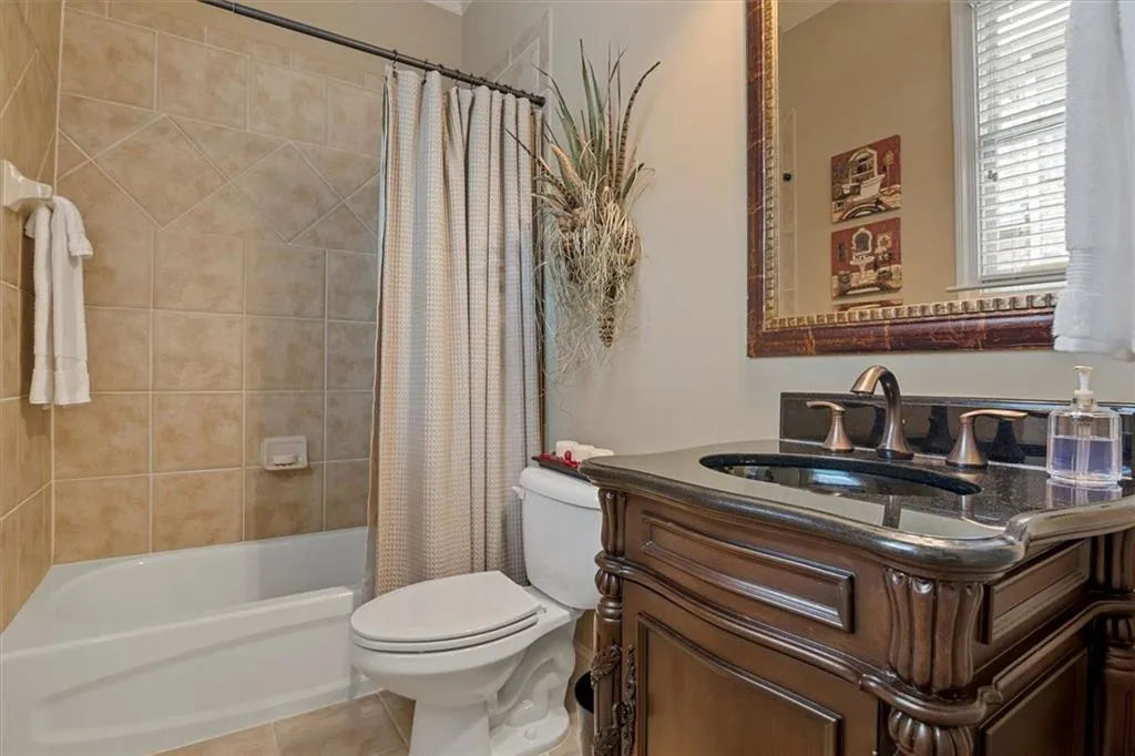 6239 Mount Vernon Oaks Drive, Atlanta, Georgia 30328, 5 Bedrooms Bedrooms, ,5 BathroomsBathrooms,Residential,Sold,6239 Mount Vernon Oaks Drive,6889260
