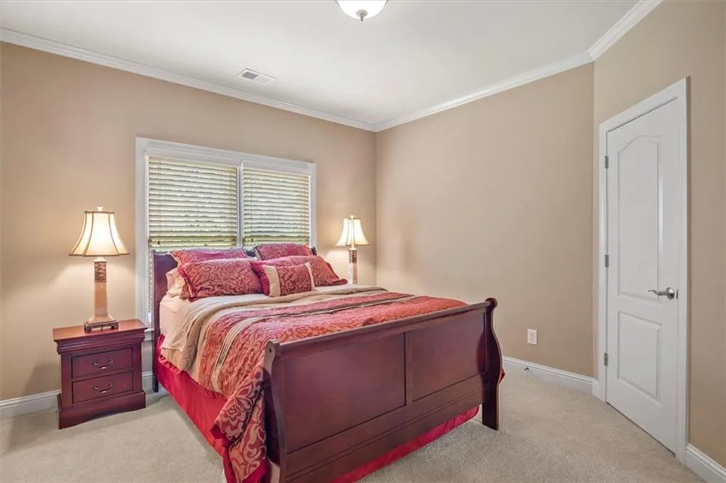 6239 Mount Vernon Oaks Drive, Atlanta, Georgia 30328, 5 Bedrooms Bedrooms, ,5 BathroomsBathrooms,Residential,Sold,6239 Mount Vernon Oaks Drive,6889260