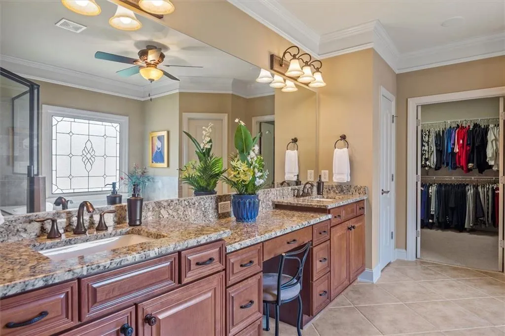 6239 Mount Vernon Oaks Drive, Atlanta, Georgia 30328, 5 Bedrooms Bedrooms, ,5 BathroomsBathrooms,Residential,Sold,6239 Mount Vernon Oaks Drive,6889260