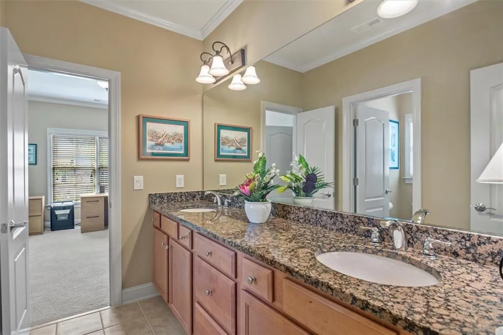 6239 Mount Vernon Oaks Drive, Atlanta, Georgia 30328, 5 Bedrooms Bedrooms, ,5 BathroomsBathrooms,Residential,Sold,6239 Mount Vernon Oaks Drive,6889260