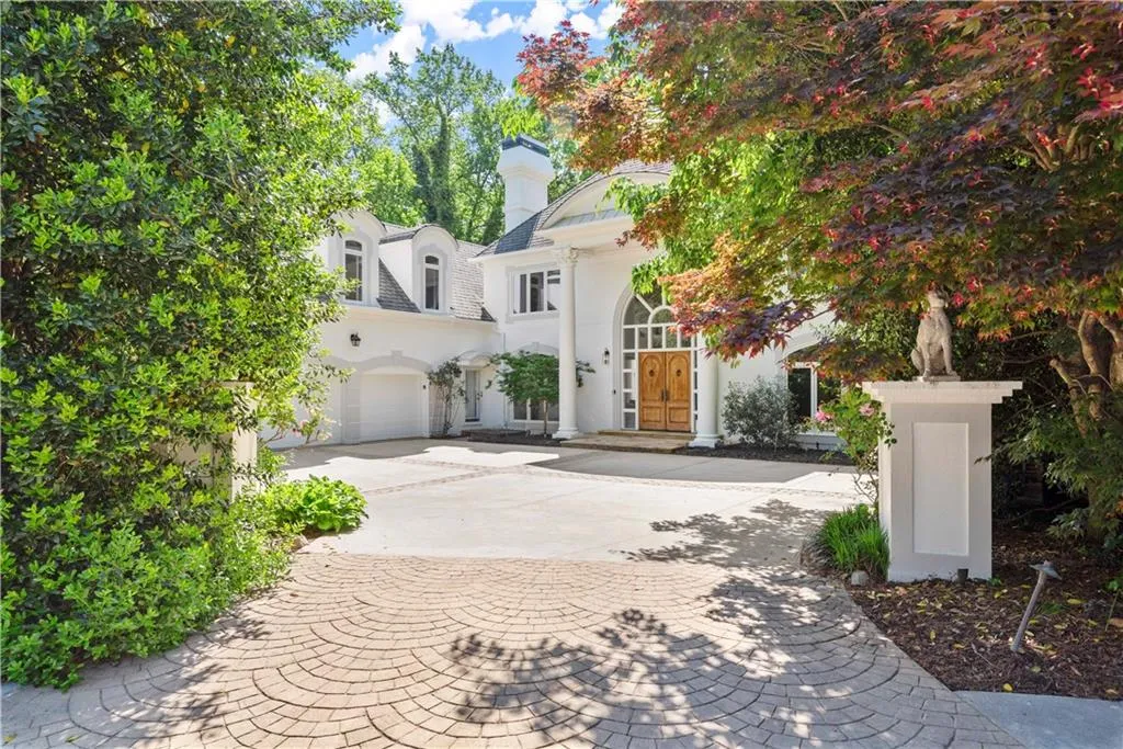 900 Reds Ridge Court, Sandy Springs, Georgia 30327, 6 Bedrooms Bedrooms, ,6 BathroomsBathrooms,Residential,Sold,900 Reds Ridge Court,7037279