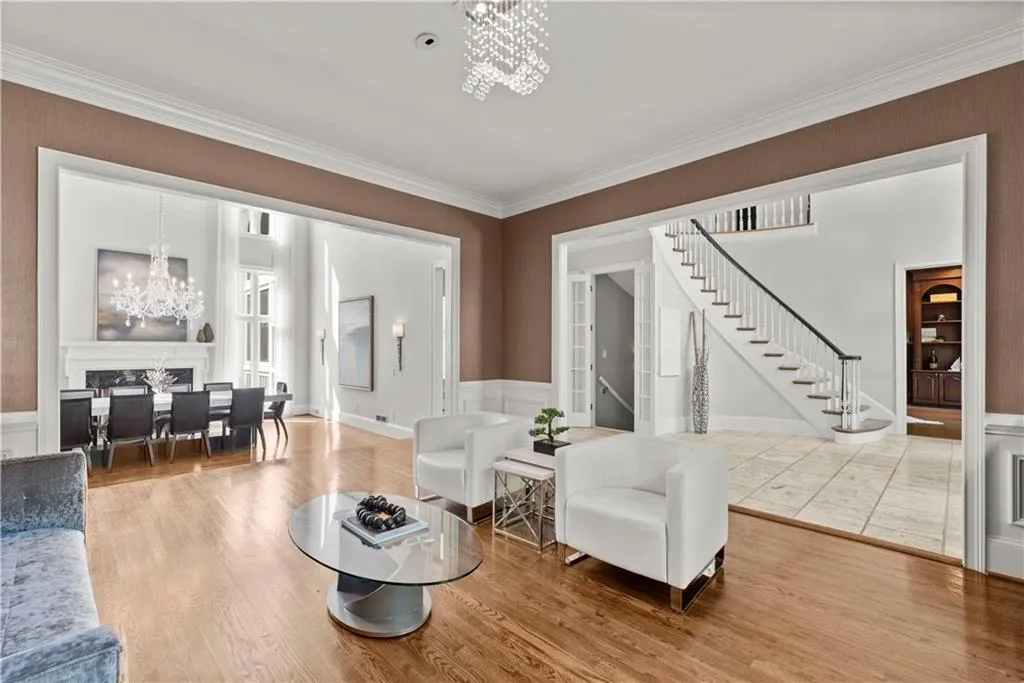 900 Reds Ridge Court, Sandy Springs, Georgia 30327, 6 Bedrooms Bedrooms, ,6 BathroomsBathrooms,Residential,Sold,900 Reds Ridge Court,7037279