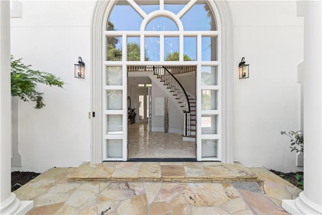 900 Reds Ridge Court, Sandy Springs, Georgia 30327, 6 Bedrooms Bedrooms, ,6 BathroomsBathrooms,Residential,Sold,900 Reds Ridge Court,7037279