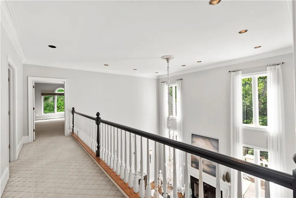 900 Reds Ridge Court, Sandy Springs, Georgia 30327, 6 Bedrooms Bedrooms, ,6 BathroomsBathrooms,Residential,Sold,900 Reds Ridge Court,7037279