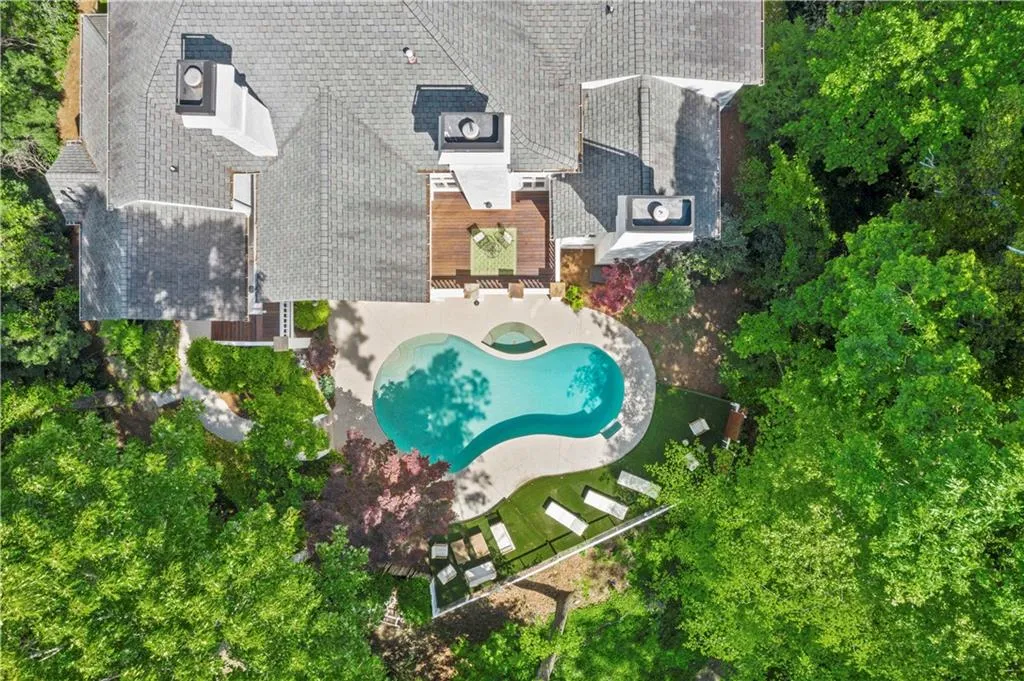 900 Reds Ridge Court, Sandy Springs, Georgia 30327, 6 Bedrooms Bedrooms, ,6 BathroomsBathrooms,Residential,Sold,900 Reds Ridge Court,7037279