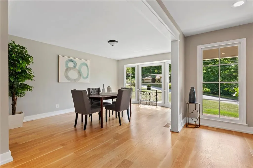 420 Riverhill Drive, Atlanta, Georgia 30328, 4 Bedrooms Bedrooms, ,3 BathroomsBathrooms,Residential,Sold,420 Riverhill Drive,6565603