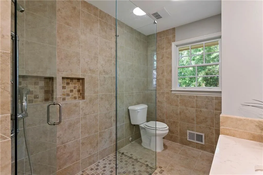 420 Riverhill Drive, Atlanta, Georgia 30328, 4 Bedrooms Bedrooms, ,3 BathroomsBathrooms,Residential,Sold,420 Riverhill Drive,6565603