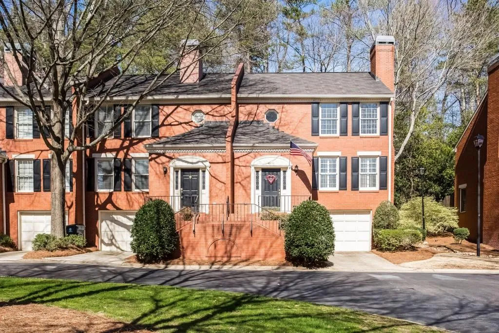 2204 Defoors Mill Drive Nw Unit 2204, Atlanta, Georgia 30318, 2 Bedrooms Bedrooms, ,2 BathroomsBathrooms,Residential,Sold,2204 Defoors Mill Drive Nw Unit 2204,5843583