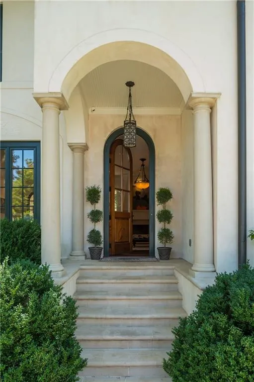 813 Sherwood Road Ne, Atlanta, Georgia 30324, 5 Bedrooms Bedrooms, ,4 BathroomsBathrooms,Residential,Sold,813 Sherwood Road Ne,5874812