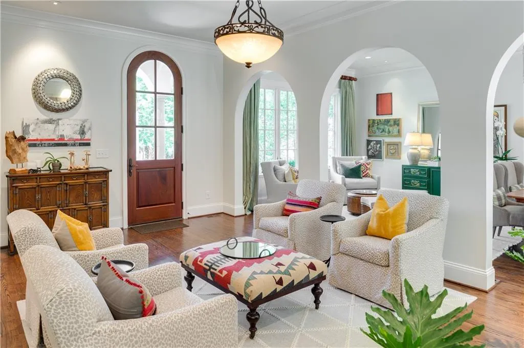 813 Sherwood Road Ne, Atlanta, Georgia 30324, 5 Bedrooms Bedrooms, ,4 BathroomsBathrooms,Residential,Sold,813 Sherwood Road Ne,5874812