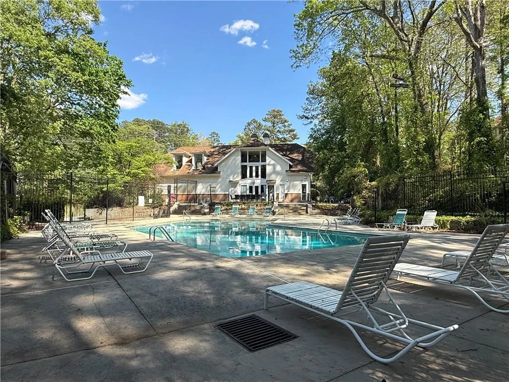 7344 Cardigan Circle, Atlanta, Georgia 30328, 2 Bedrooms Bedrooms, ,2 BathroomsBathrooms,Residential,For Sale,7344 Cardigan Circle,7747124