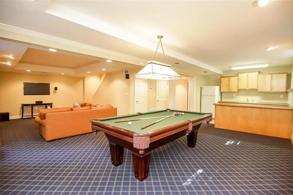 200 Walhalla Court, Sandy Springs, Georgia 30350, 5 Bedrooms Bedrooms, ,4 BathroomsBathrooms,Residential,Sold,200 Walhalla Court,5762870