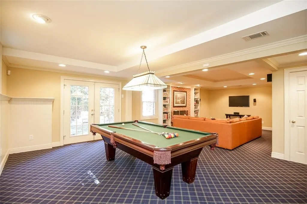 200 Walhalla Court, Sandy Springs, Georgia 30350, 5 Bedrooms Bedrooms, ,4 BathroomsBathrooms,Residential,Sold,200 Walhalla Court,5762870