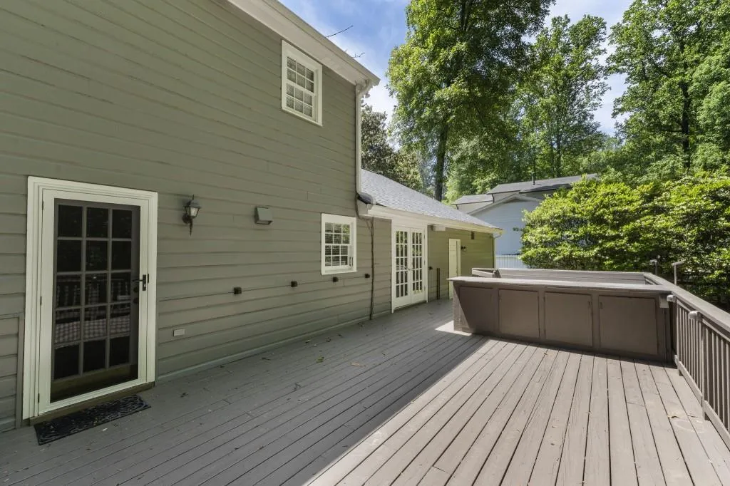 6770 River Springs Lane, Atlanta, Georgia 30328, 4 Bedrooms Bedrooms, ,3 BathroomsBathrooms,Residential,For Sale,6770 River Springs Lane,7765846
