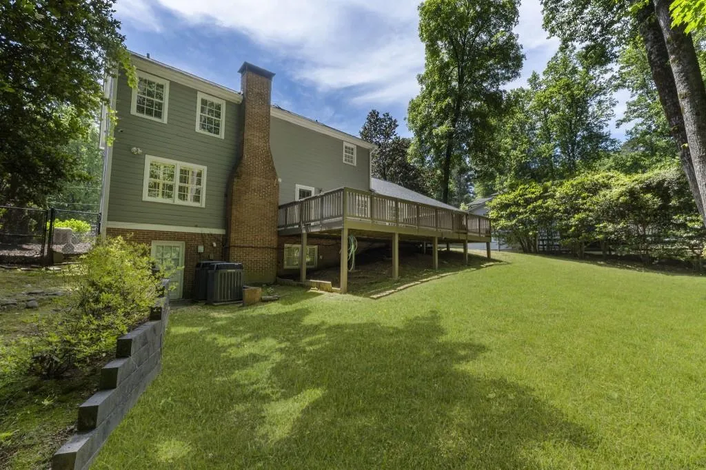 6770 River Springs Lane, Atlanta, Georgia 30328, 4 Bedrooms Bedrooms, ,3 BathroomsBathrooms,Residential,For Sale,6770 River Springs Lane,7765846