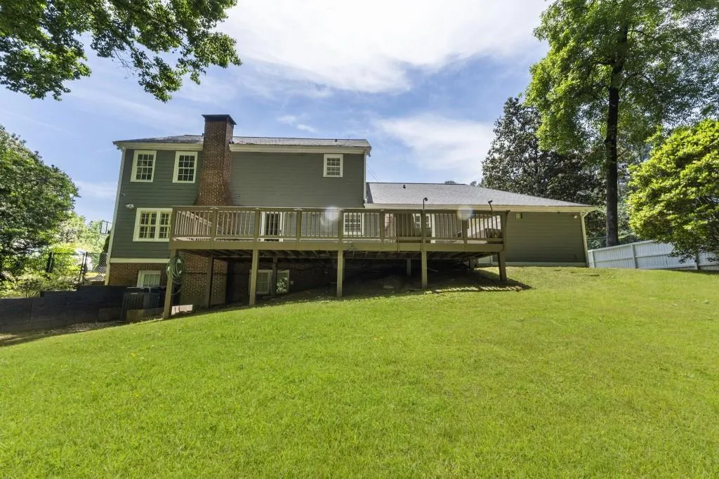 6770 River Springs Lane, Atlanta, Georgia 30328, 4 Bedrooms Bedrooms, ,3 BathroomsBathrooms,Residential,For Sale,6770 River Springs Lane,7765846