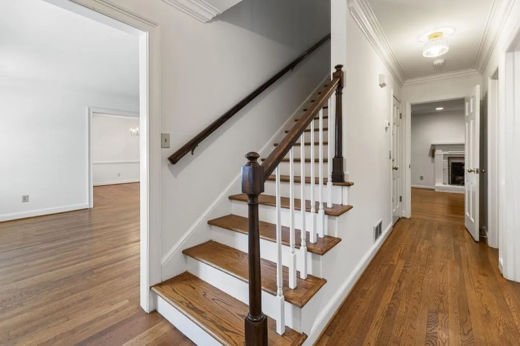 6770 River Springs Lane, Atlanta, Georgia 30328, 4 Bedrooms Bedrooms, ,3 BathroomsBathrooms,Residential,For Sale,6770 River Springs Lane,7765846