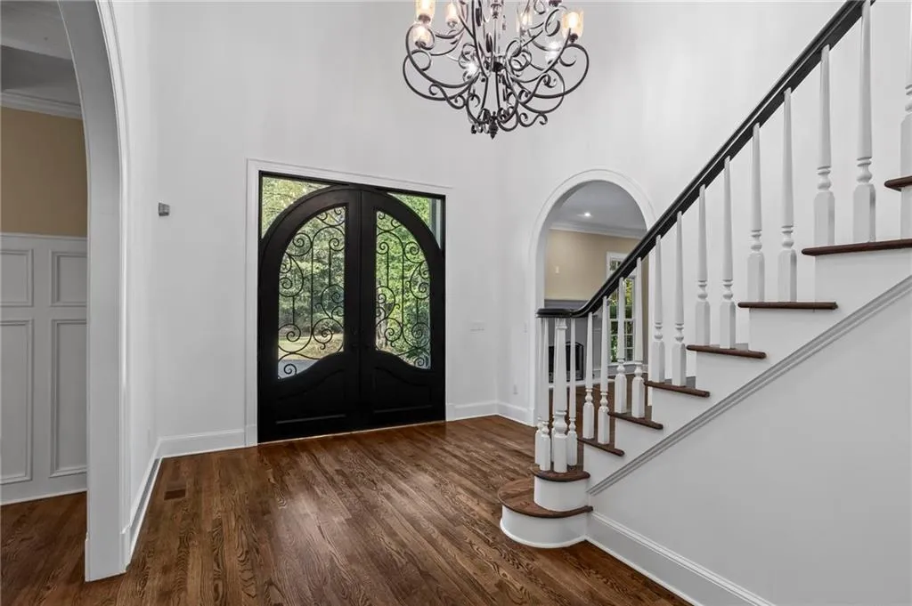 1235 W Garmon Road Nw, Atlanta, Georgia 30327, 5 Bedrooms Bedrooms, ,6 BathroomsBathrooms,Residential,For Sale,1235 W Garmon Road Nw,7669370