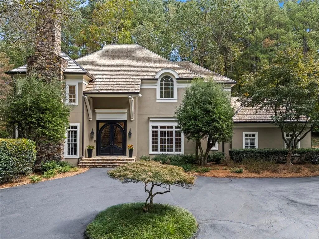 1235 W Garmon Road Nw, Atlanta, Georgia 30327, 5 Bedrooms Bedrooms, ,6 BathroomsBathrooms,Residential,For Sale,1235 W Garmon Road Nw,7669370