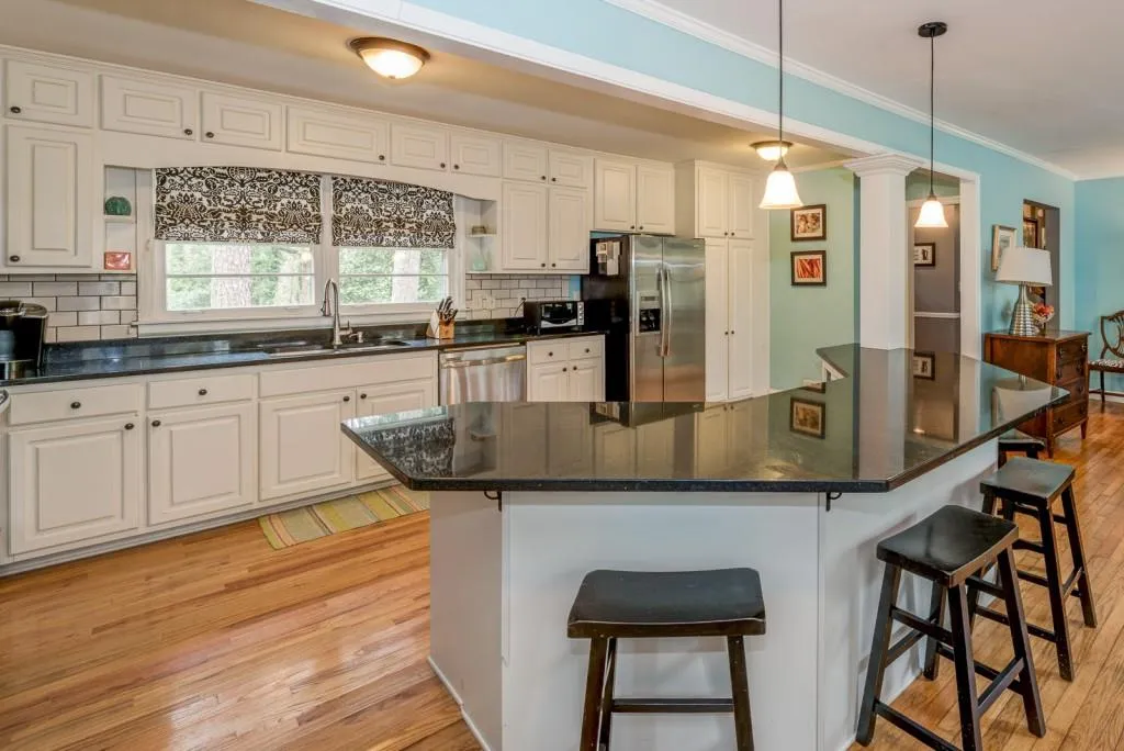 509 Hilderbrand Drive, Sandy Springs, Georgia 30328, 3 Bedrooms Bedrooms, ,2 BathroomsBathrooms,Residential,Sold,509 Hilderbrand Drive,5819924