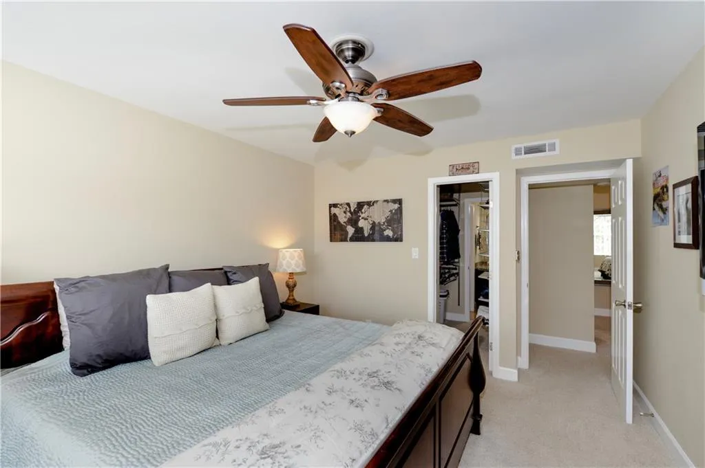 6980 Roswell Road Unit D1, Atlanta, Georgia 30328, 2 Bedrooms Bedrooms, ,1 BathroomBathrooms,Residential,Sold,6980 Roswell Road Unit D1,6080847