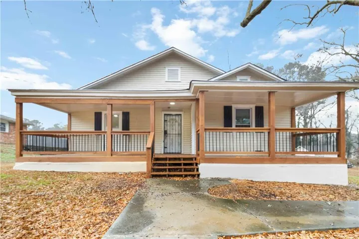 View of front facade featuring covered porch