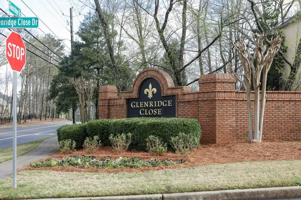 755 Glenridge Close Drive, Sandy Springs, Georgia 30328, 4 Bedrooms Bedrooms, ,2 BathroomsBathrooms,Residential,Sold,755 Glenridge Close Drive,6701421