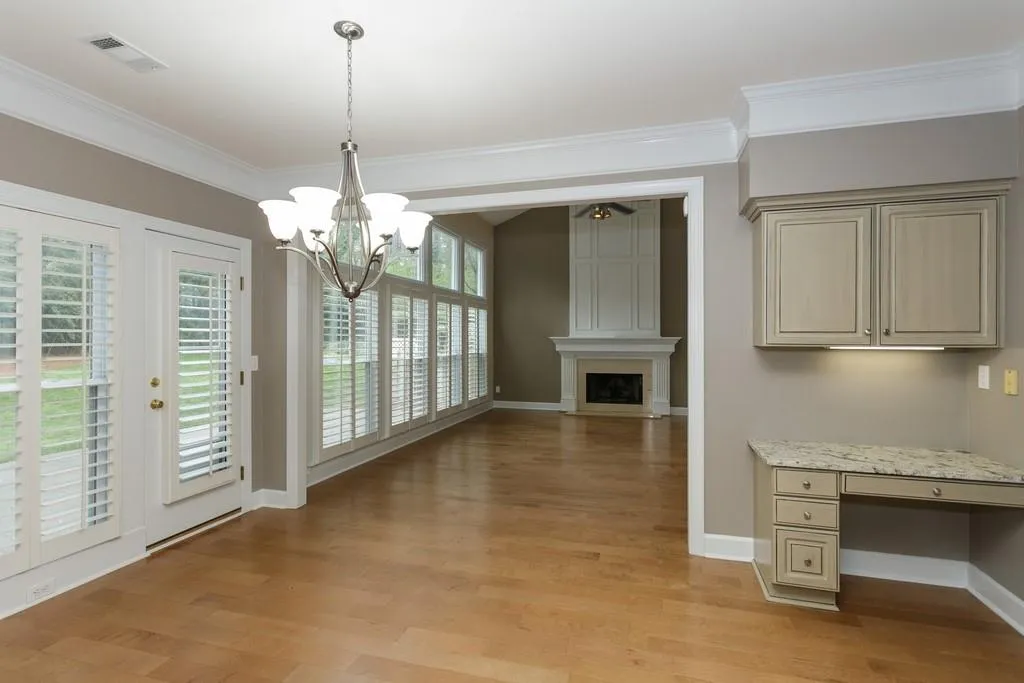 755 Glenridge Close Drive, Sandy Springs, Georgia 30328, 4 Bedrooms Bedrooms, ,2 BathroomsBathrooms,Residential,Sold,755 Glenridge Close Drive,6701421