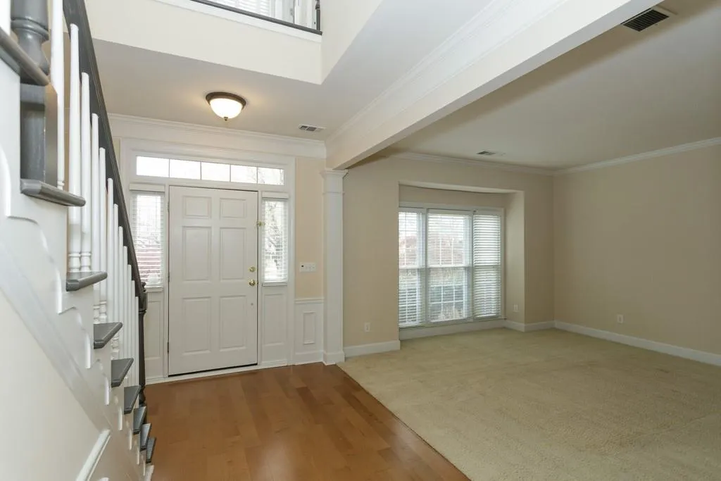 755 Glenridge Close Drive, Sandy Springs, Georgia 30328, 4 Bedrooms Bedrooms, ,2 BathroomsBathrooms,Residential,Sold,755 Glenridge Close Drive,6701421