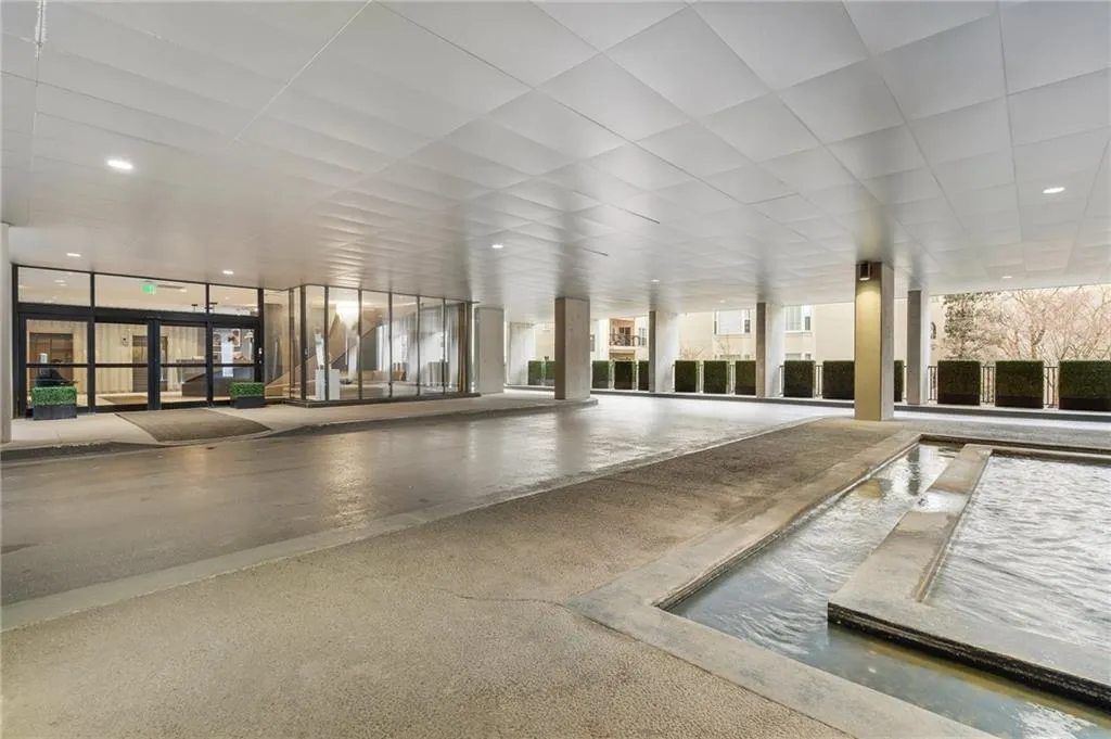 View of common area