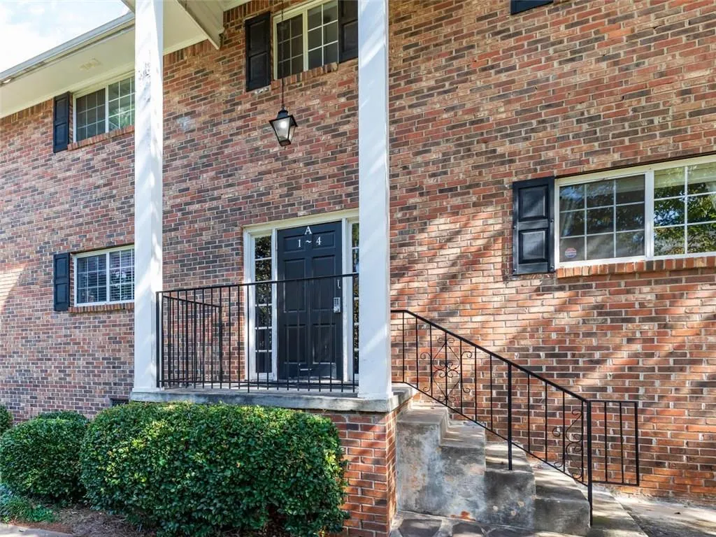315 Hilderbrand Drive Unit A2, Atlanta, Georgia 30328, 2 Bedrooms Bedrooms, ,1 BathroomBathrooms,Residential,Sold,315 Hilderbrand Drive Unit A2,6090476