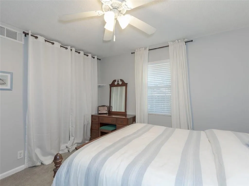 315 Hilderbrand Drive Unit A2, Atlanta, Georgia 30328, 2 Bedrooms Bedrooms, ,1 BathroomBathrooms,Residential,Sold,315 Hilderbrand Drive Unit A2,6090476