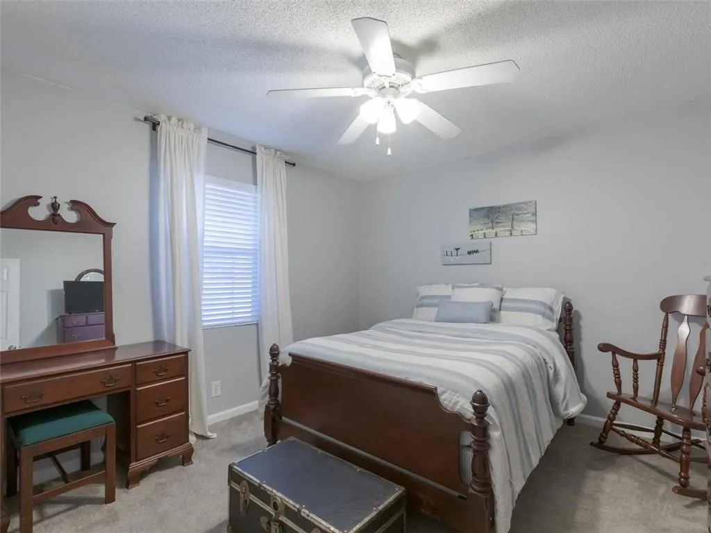 315 Hilderbrand Drive Unit A2, Atlanta, Georgia 30328, 2 Bedrooms Bedrooms, ,1 BathroomBathrooms,Residential,Sold,315 Hilderbrand Drive Unit A2,6090476