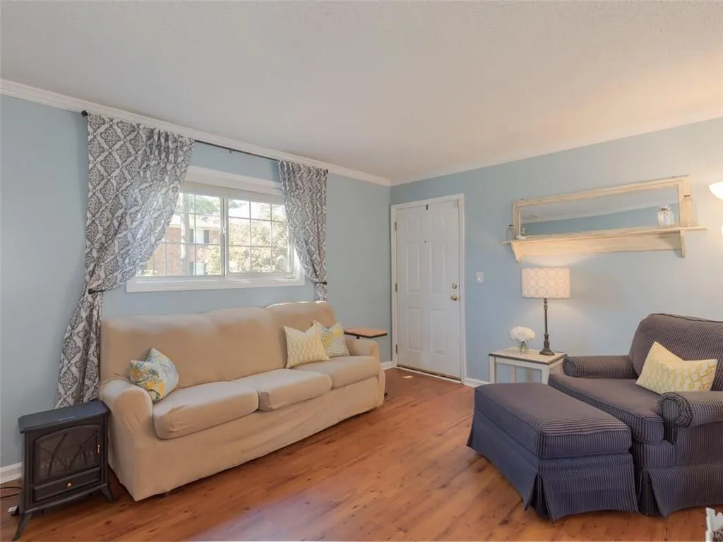 315 Hilderbrand Drive Unit A2, Atlanta, Georgia 30328, 2 Bedrooms Bedrooms, ,1 BathroomBathrooms,Residential,Sold,315 Hilderbrand Drive Unit A2,6090476