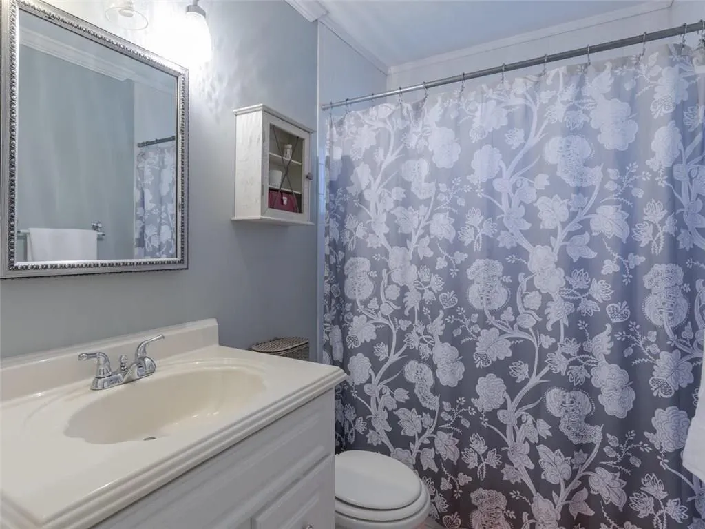 315 Hilderbrand Drive Unit A2, Atlanta, Georgia 30328, 2 Bedrooms Bedrooms, ,1 BathroomBathrooms,Residential,Sold,315 Hilderbrand Drive Unit A2,6090476