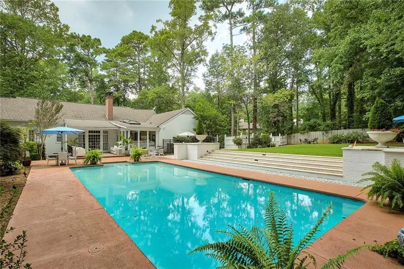 5545 Cross Gate Court, Atlanta, Georgia 30327, 6 Bedrooms Bedrooms, ,4 BathroomsBathrooms,Residential,Sold,5545 Cross Gate Court,6124742