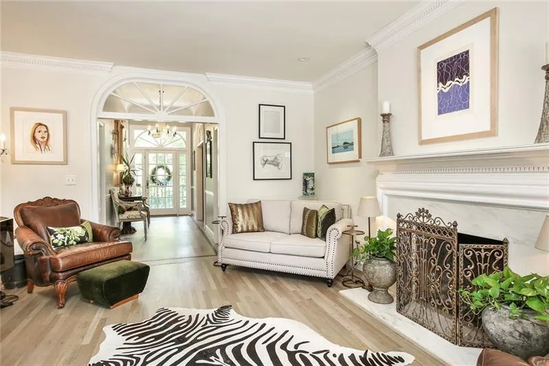 5545 Cross Gate Court, Atlanta, Georgia 30327, 6 Bedrooms Bedrooms, ,4 BathroomsBathrooms,Residential,Sold,5545 Cross Gate Court,6124742