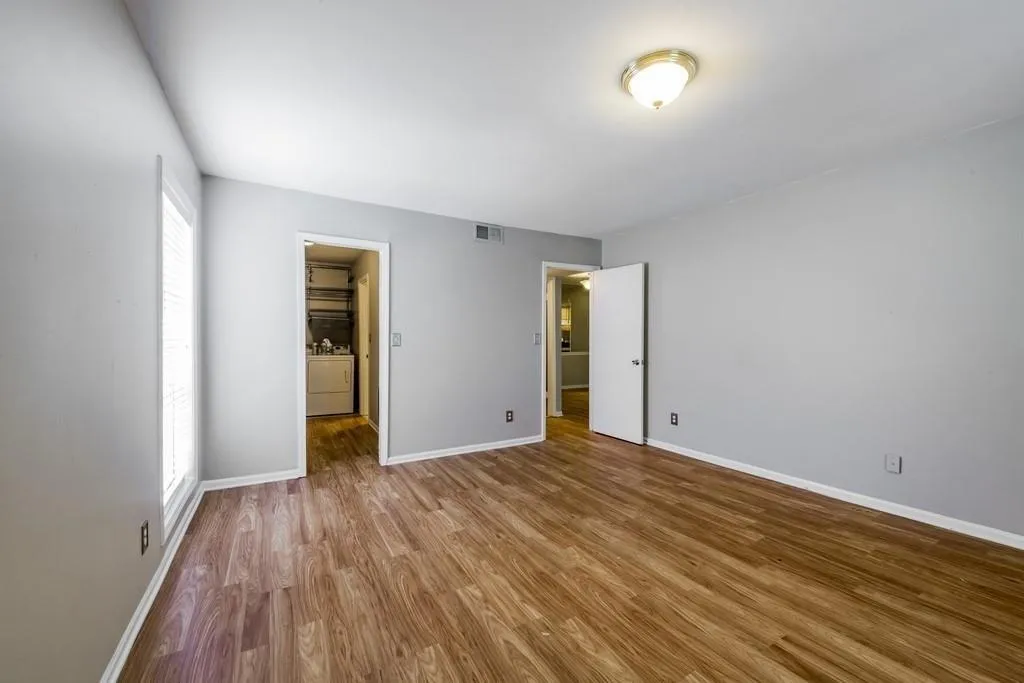 6851 Roswell Road Unit J20, Sandy Springs, Georgia 30328, 1 Bedroom Bedrooms, ,1 BathroomBathrooms,Residential,Sold,6851 Roswell Road Unit J20,6656587