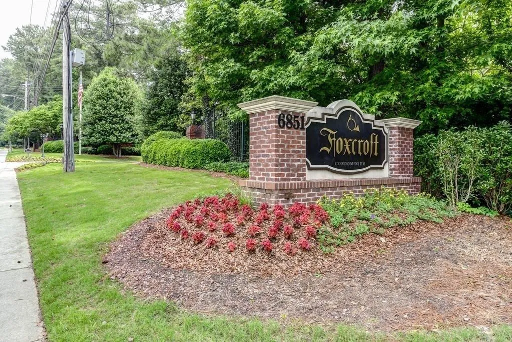 6851 Roswell Road Unit J20, Sandy Springs, Georgia 30328, 1 Bedroom Bedrooms, ,1 BathroomBathrooms,Residential,Sold,6851 Roswell Road Unit J20,6656587