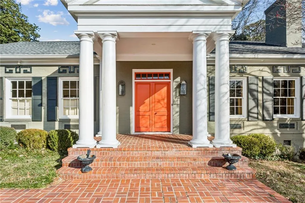 151 Peachtree Battle Avenue Nw, Atlanta, Georgia 30305, 4 Bedrooms Bedrooms, 0 ,4 BathroomsBathrooms,Residential,For Sale,151 Peachtree Battle Avenue Nw,7699086