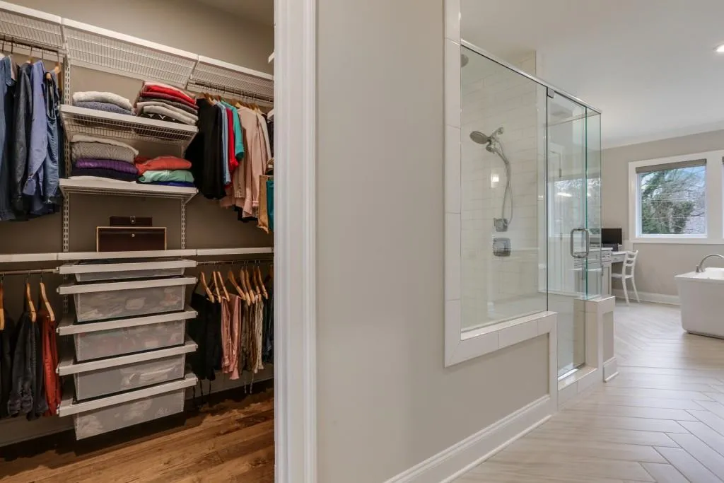 2073 Wheaton Way, Sandy Springs, Georgia 30328, 4 Bedrooms Bedrooms, ,4 BathroomsBathrooms,Residential,Sold,2073 Wheaton Way,6826078 2073 Wheaton Way, Sandy Springs, Georgia 30328, 4 Bedrooms Bedrooms, ,4 BathroomsBathrooms,Residential,Sold,2073 Wheaton Way,6826078